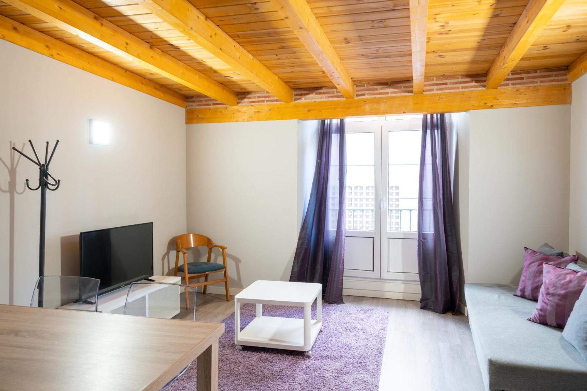Apartamentos Go - Leopoldo Cano Center Valladolid Eksteriør bilde
