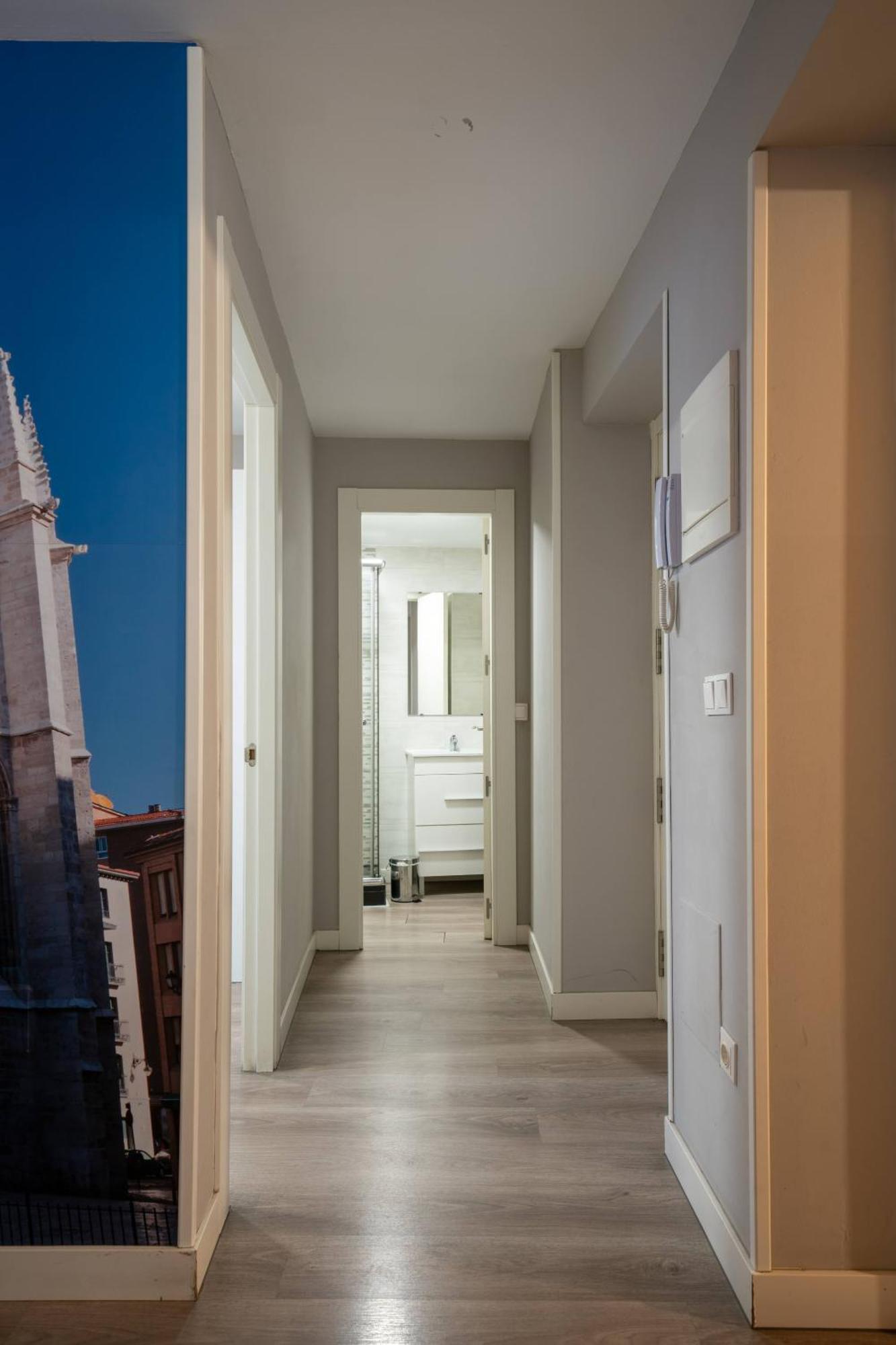 Apartamentos Go - Leopoldo Cano Center Valladolid Eksteriør bilde